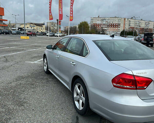 Сірий Фольксваген Пассат, об'ємом двигуна 2.5 л та пробігом 145 тис. км за 9000 $, фото 3 на Automoto.ua