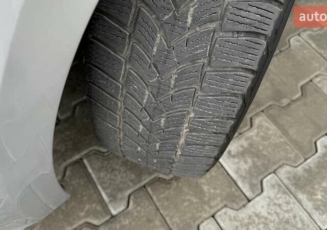 Серый Фольксваген Пассат, объемом двигателя 2.48 л и пробегом 217 тыс. км за 10499 $, фото 13 на Automoto.ua