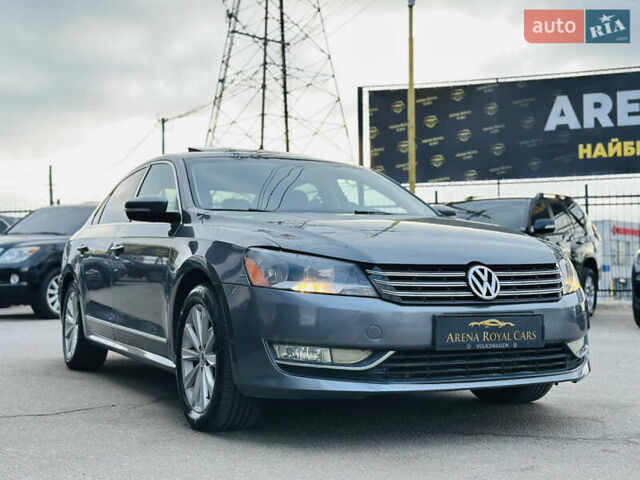 Серый Фольксваген Пассат, объемом двигателя 2.48 л и пробегом 281 тыс. км за 9300 $, фото 8 на Automoto.ua