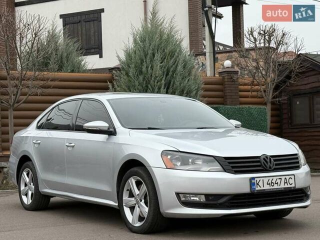 Серый Фольксваген Пассат, объемом двигателя 2.48 л и пробегом 185 тыс. км за 9800 $, фото 9 на Automoto.ua