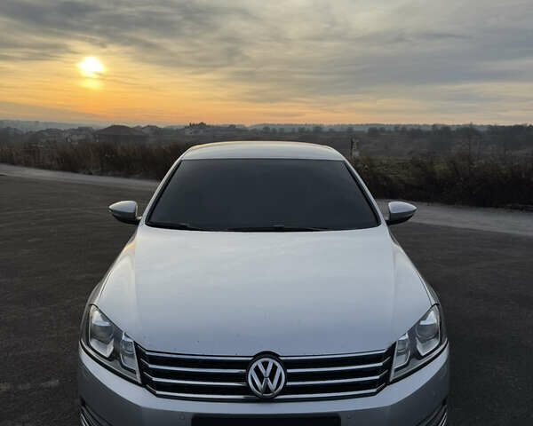 Серый Фольксваген Пассат, объемом двигателя 1.97 л и пробегом 213 тыс. км за 10700 $, фото 2 на Automoto.ua