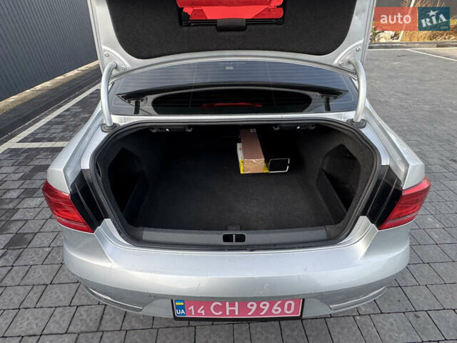 Сірий Фольксваген Пассат, об'ємом двигуна 1.97 л та пробігом 220 тис. км за 11499 $, фото 78 на Automoto.ua