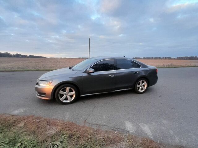 Сірий Фольксваген Пассат, об'ємом двигуна 2.5 л та пробігом 307 тис. км за 9400 $, фото 3 на Automoto.ua