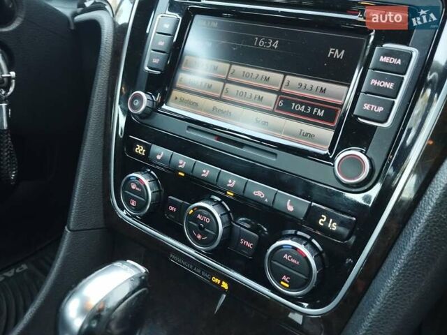 Серый Фольксваген Пассат, объемом двигателя 1.97 л и пробегом 219 тыс. км за 9690 $, фото 25 на Automoto.ua