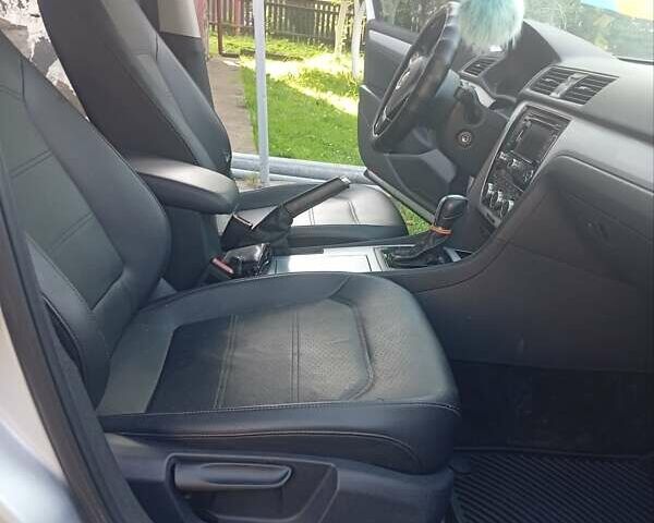 Серый Фольксваген Пассат, объемом двигателя 2.5 л и пробегом 229 тыс. км за 8550 $, фото 8 на Automoto.ua