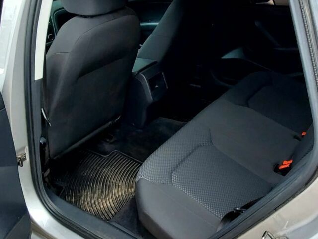 Сірий Фольксваген Пассат, об'ємом двигуна 2.5 л та пробігом 150 тис. км за 7400 $, фото 8 на Automoto.ua