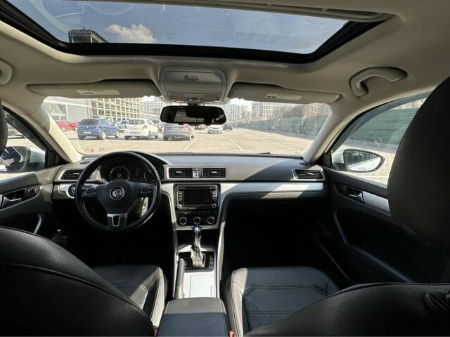 Серый Фольксваген Пассат, объемом двигателя 2.5 л и пробегом 271 тыс. км за 9600 $, фото 6 на Automoto.ua