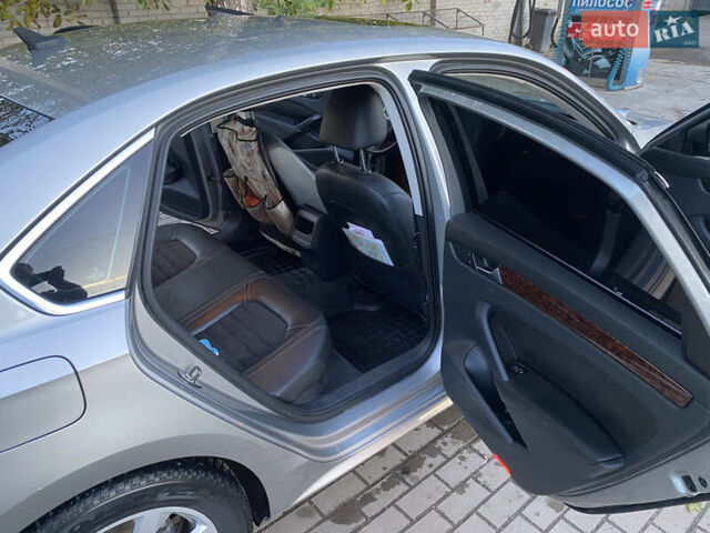 Серый Фольксваген Пассат, объемом двигателя 1.97 л и пробегом 276 тыс. км за 11700 $, фото 2 на Automoto.ua