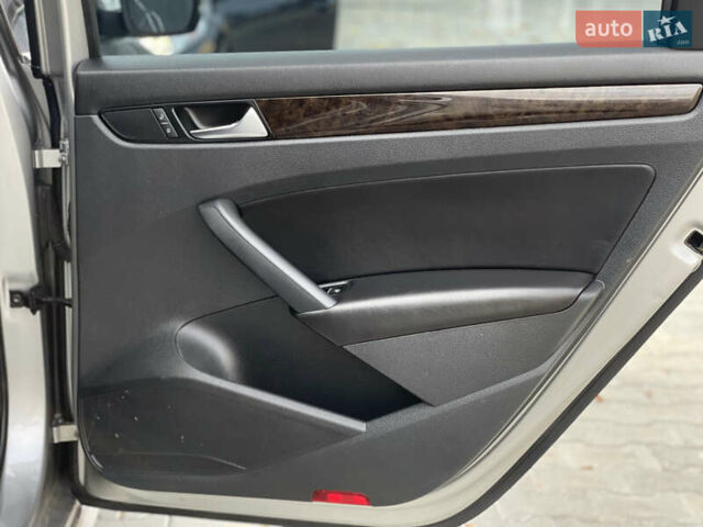 Фольксваген Пассат 2012 в Нововолынск на Automoto.ua Серый Фольксваген Пассат, объемом двигателя 1.97 л и пробегом 197 тыс. км за 12800 $, фото 46 на Automoto.ua