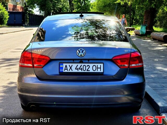 Серый Фольксваген Пассат, объемом двигателя 2.5 л и пробегом 330 тыс. км за 9500 $, фото 3 на Automoto.ua