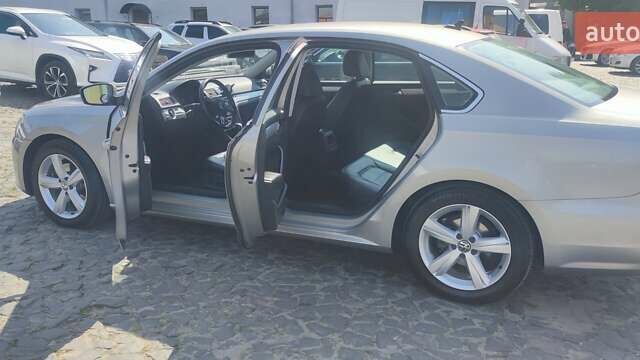 Серый Фольксваген Пассат, объемом двигателя 2.5 л и пробегом 251 тыс. км за 10999 $, фото 7 на Automoto.ua