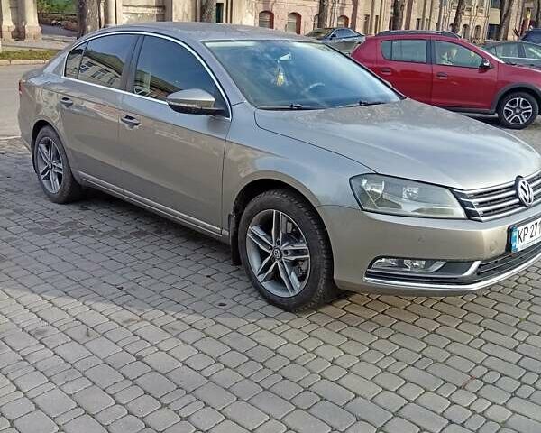 Серый Фольксваген Пассат, объемом двигателя 1.8 л и пробегом 164 тыс. км за 9500 $, фото 11 на Automoto.ua