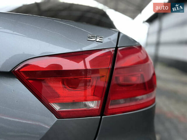Сірий Фольксваген Пассат, об'ємом двигуна 2.5 л та пробігом 290 тис. км за 8999 $, фото 33 на Automoto.ua