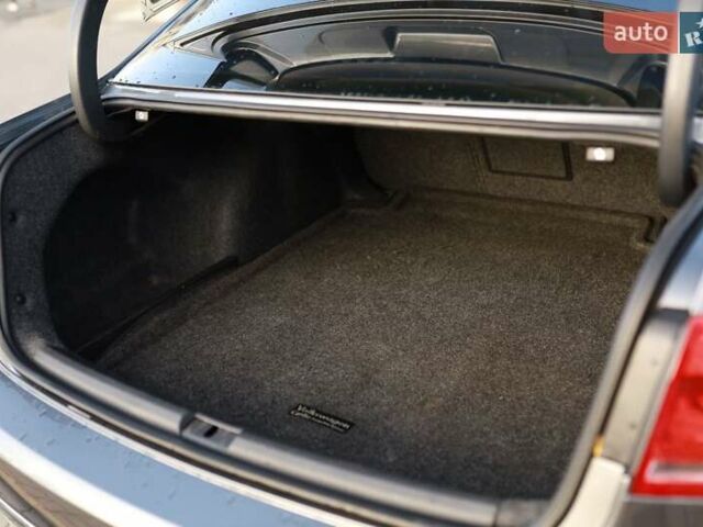 Серый Фольксваген Пассат, объемом двигателя 2.5 л и пробегом 140 тыс. км за 9900 $, фото 21 на Automoto.ua