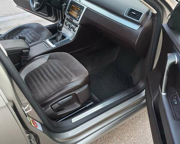 Сірий Фольксваген Пассат, об'ємом двигуна 1.8 л та пробігом 234 тис. км за 10900 $, фото 13 на Automoto.ua