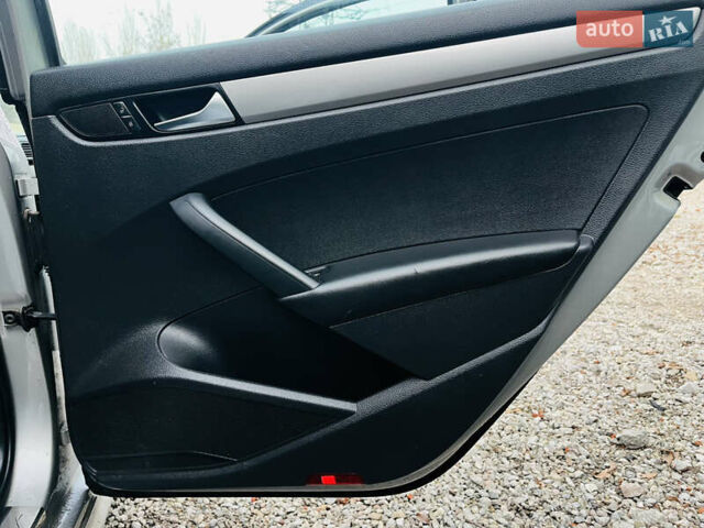 Серый Фольксваген Пассат, объемом двигателя 2.5 л и пробегом 254 тыс. км за 8700 $, фото 17 на Automoto.ua