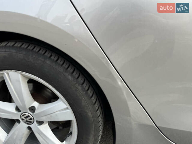 Серый Фольксваген Пассат, объемом двигателя 2.48 л и пробегом 249 тыс. км за 9000 $, фото 15 на Automoto.ua