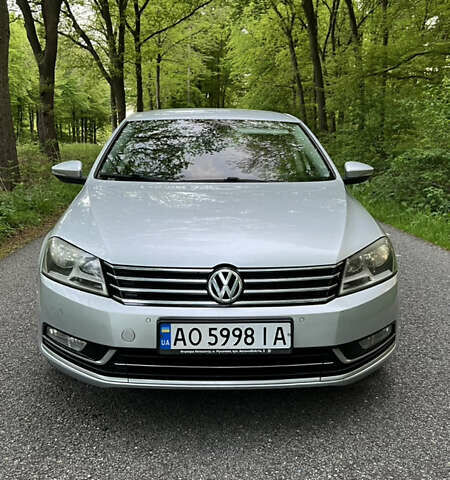 Серый Фольксваген Пассат, объемом двигателя 1.39 л и пробегом 280 тыс. км за 10000 $, фото 1 на Automoto.ua