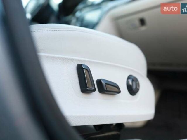 Серый Фольксваген Пассат, объемом двигателя 2.5 л и пробегом 140 тыс. км за 9900 $, фото 30 на Automoto.ua