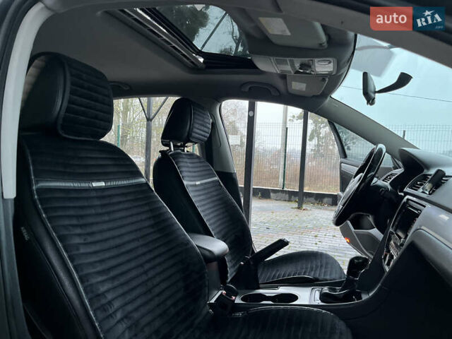 Сірий Фольксваген Пассат, об'ємом двигуна 2.5 л та пробігом 290 тис. км за 8999 $, фото 17 на Automoto.ua