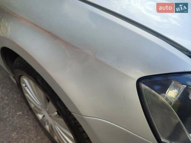 Серый Фольксваген Пассат, объемом двигателя 1.39 л и пробегом 160 тыс. км за 10000 $, фото 1 на Automoto.ua