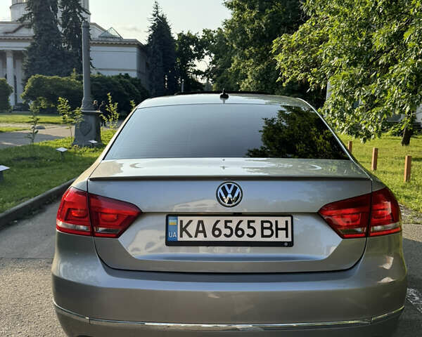 Сірий Фольксваген Пассат, об'ємом двигуна 2.5 л та пробігом 269 тис. км за 10500 $, фото 13 на Automoto.ua