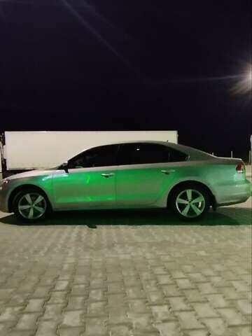 Сірий Фольксваген Пассат, об'ємом двигуна 2.48 л та пробігом 1 тис. км за 10500 $, фото 1 на Automoto.ua