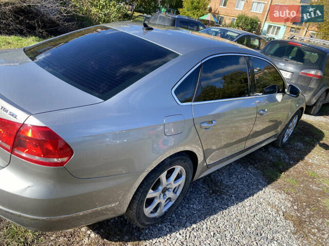 Серый Фольксваген Пассат, объемом двигателя 1.97 л и пробегом 276 тыс. км за 11700 $, фото 15 на Automoto.ua