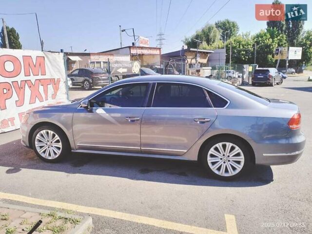 Сірий Фольксваген Пассат, об'ємом двигуна 2.5 л та пробігом 202 тис. км за 11999 $, фото 3 на Automoto.ua