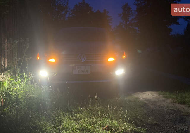 Сірий Фольксваген Пассат, об'ємом двигуна 2.5 л та пробігом 201 тис. км за 12500 $, фото 1 на Automoto.ua