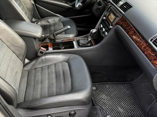 Серый Фольксваген Пассат, объемом двигателя 2 л и пробегом 220 тыс. км за 11700 $, фото 10 на Automoto.ua