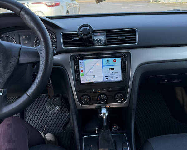 Сірий Фольксваген Пассат, об'ємом двигуна 2.48 л та пробігом 263 тис. км за 9000 $, фото 9 на Automoto.ua