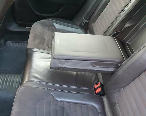 Сірий Фольксваген Пассат, об'ємом двигуна 1.8 л та пробігом 234 тис. км за 10900 $, фото 11 на Automoto.ua