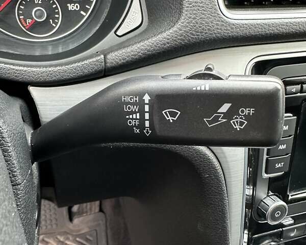 Серый Фольксваген Пассат, объемом двигателя 2.48 л и пробегом 273 тыс. км за 9700 $, фото 24 на Automoto.ua