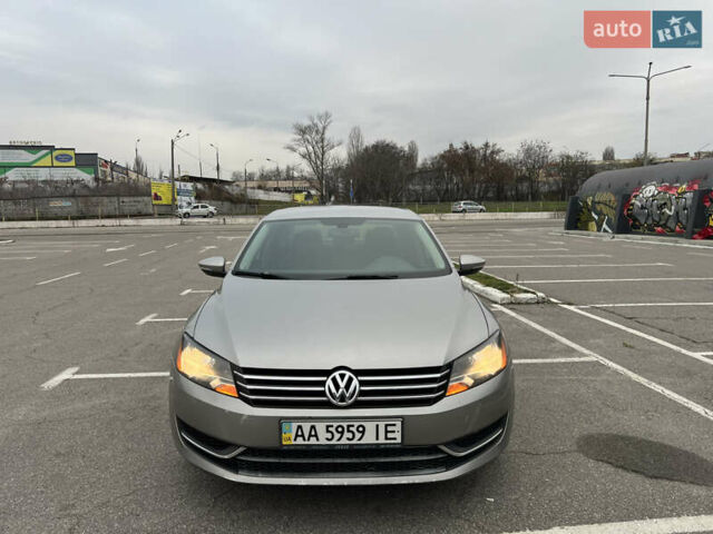 Сірий Фольксваген Пассат, об'ємом двигуна 2.48 л та пробігом 290 тис. км за 9300 $, фото 4 на Automoto.ua