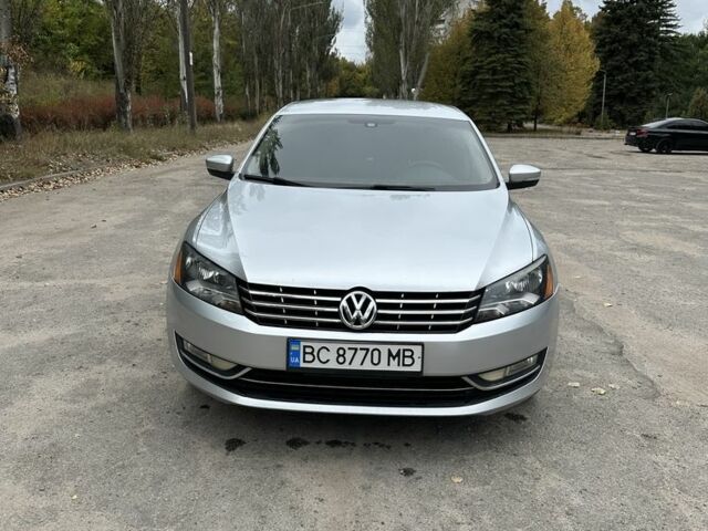 Серый Фольксваген Пассат, объемом двигателя 2.5 л и пробегом 190 тыс. км за 10500 $, фото 1 на Automoto.ua