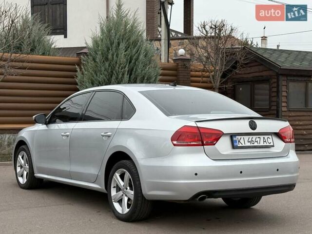 Серый Фольксваген Пассат, объемом двигателя 2.48 л и пробегом 185 тыс. км за 9800 $, фото 12 на Automoto.ua