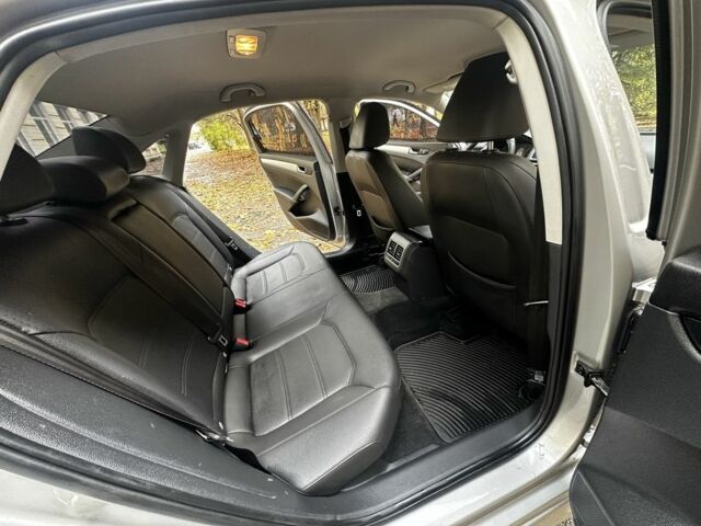 Фольксваген Пассат 2012 у Києві на Automoto.ua Сірий Фольксваген Пассат, об'ємом двигуна 2.5 л та пробігом 199 тис. км за 8299 $, фото 14 на Automoto.ua