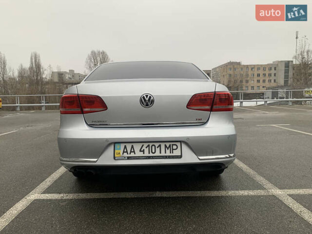 Серый Фольксваген Пассат, объемом двигателя 1.8 л и пробегом 351 тыс. км за 8500 $, фото 5 на Automoto.ua