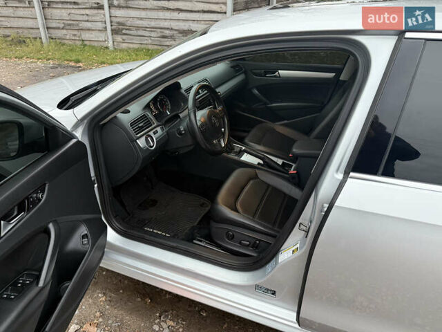 Фольксваген Пассат 2012 в Прилуках на Automoto.ua Серый Фольксваген Пассат, объемом двигателя 2.5 л и пробегом 260 тыс. км за 9300 $, фото 11 на Automoto.ua