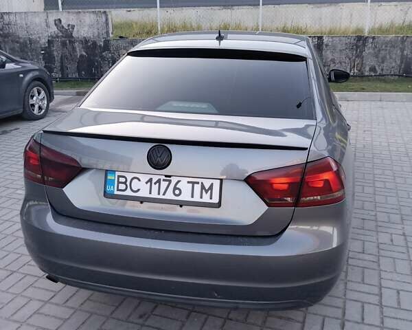 Сірий Фольксваген Пассат, об'ємом двигуна 2.48 л та пробігом 260 тис. км за 8999 $, фото 2 на Automoto.ua