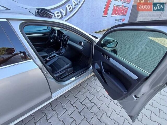 Серый Фольксваген Пассат, объемом двигателя 2.5 л и пробегом 222 тыс. км за 9999 $, фото 31 на Automoto.ua