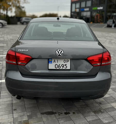 Серый Фольксваген Пассат, объемом двигателя 2.5 л и пробегом 290 тыс. км за 8900 $, фото 9 на Automoto.ua