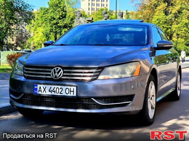 Серый Фольксваген Пассат, объемом двигателя 2.5 л и пробегом 330 тыс. км за 9500 $, фото 1 на Automoto.ua