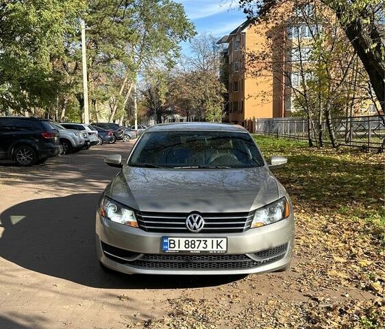 Сірий Фольксваген Пассат, об'ємом двигуна 2.5 л та пробігом 280 тис. км за 9300 $, фото 1 на Automoto.ua