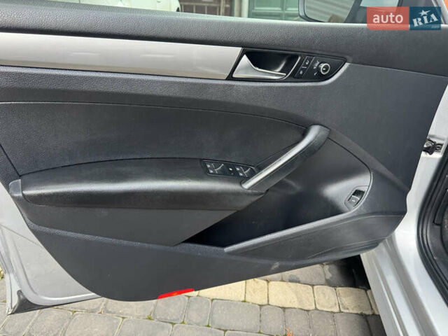 Серый Фольксваген Пассат, объемом двигателя 2.48 л и пробегом 180 тыс. км за 8950 $, фото 12 на Automoto.ua