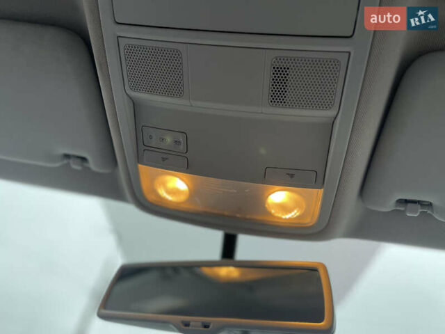 Серый Фольксваген Пассат, объемом двигателя 2.48 л и пробегом 230 тыс. км за 8900 $, фото 14 на Automoto.ua