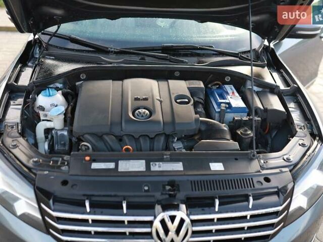 Серый Фольксваген Пассат, объемом двигателя 2.5 л и пробегом 140 тыс. км за 9900 $, фото 27 на Automoto.ua