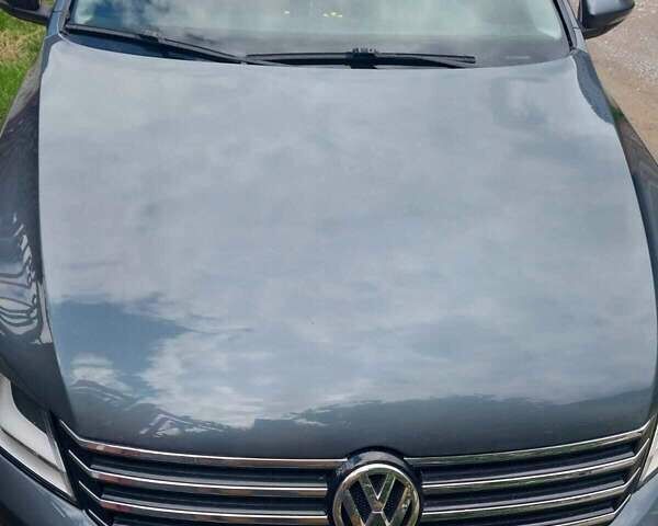 Серый Фольксваген Пассат, объемом двигателя 1.8 л и пробегом 209 тыс. км за 8700 $, фото 6 на Automoto.ua