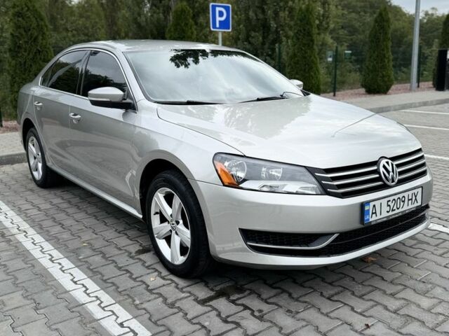 Серый Фольксваген Пассат, объемом двигателя 2.5 л и пробегом 269 тыс. км за 10000 $, фото 2 на Automoto.ua